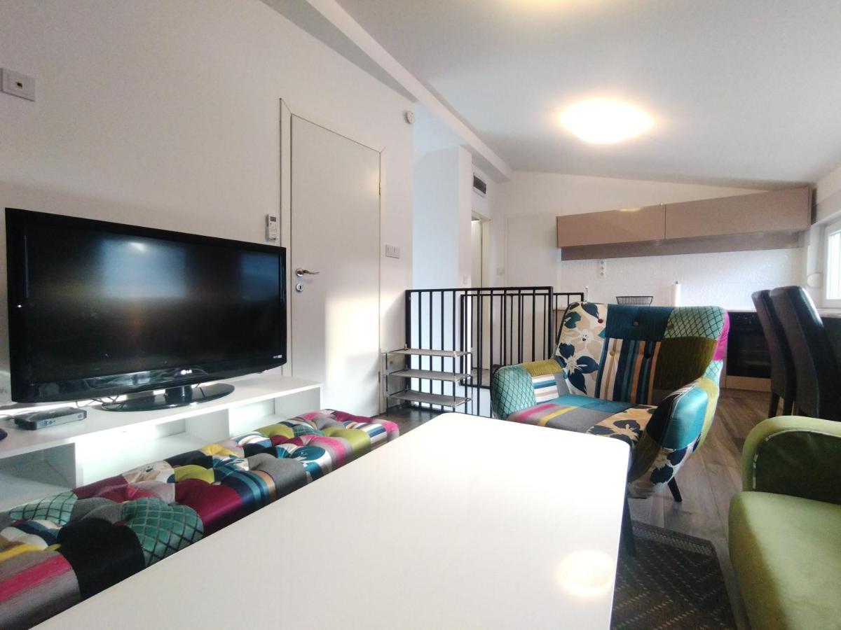 Sitar Apartment *